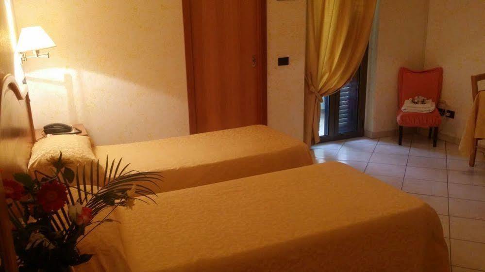 Hotel Mistef Falerna Εξωτερικό φωτογραφία
