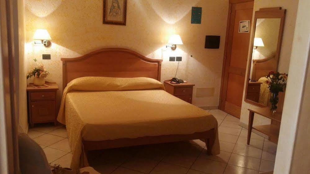 Hotel Mistef Falerna Εξωτερικό φωτογραφία